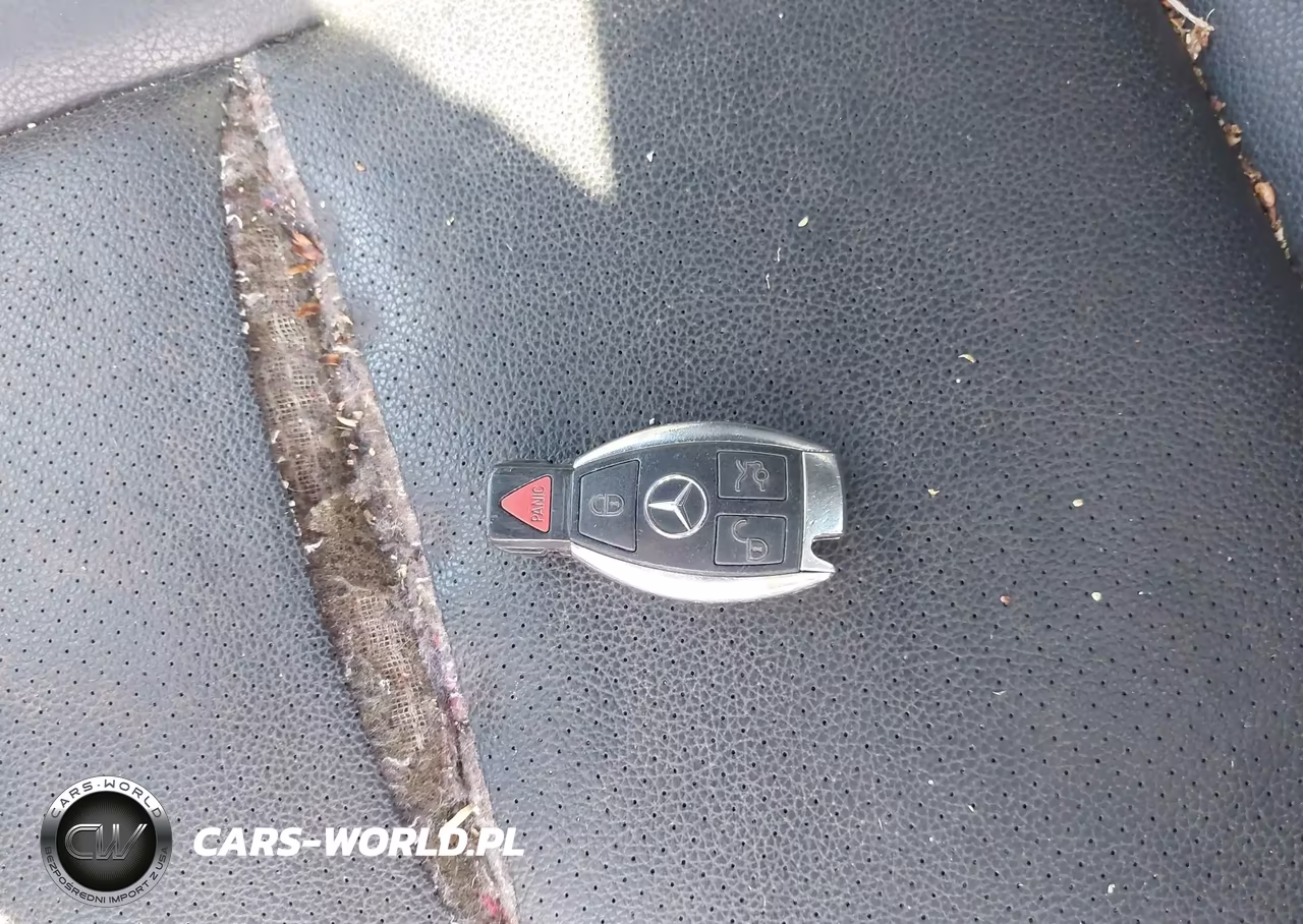 2010 Mercedes-Benz C 300 Sport 4Matic VIN:WDDGF8BB9AR090374 - 11