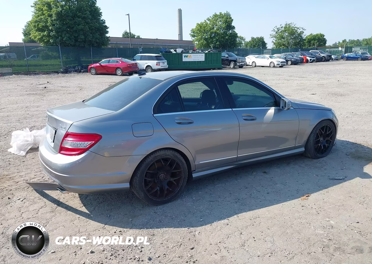 2010 Mercedes-Benz C 300 Sport 4Matic VIN:WDDGF8BB9AR090374 - 4