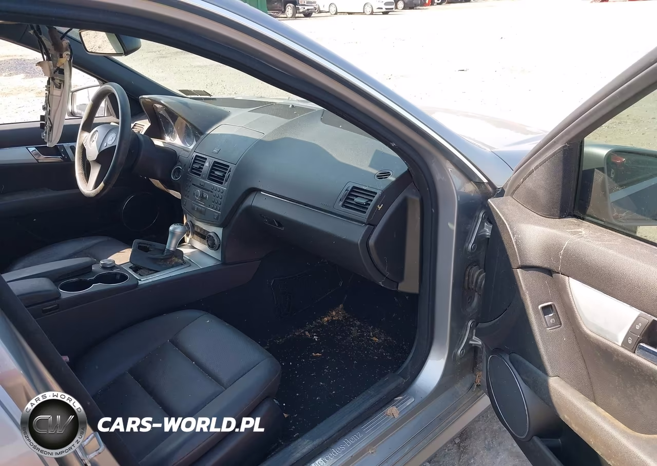 2010 Mercedes-Benz C 300 Sport 4Matic VIN:WDDGF8BB9AR090374 - 5