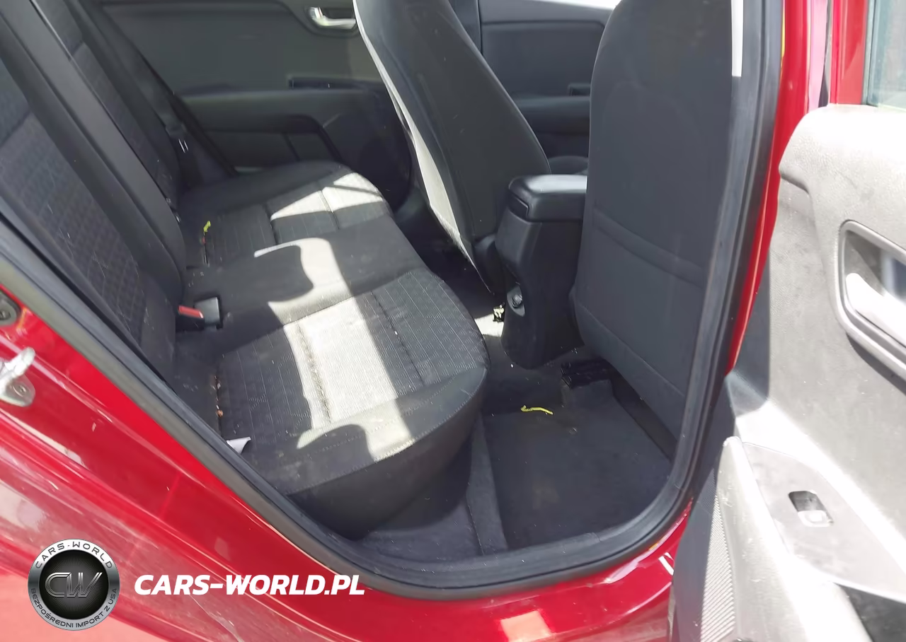 2018 Kia Rio S VIN:3KPA24AB6JE077678 - 8
