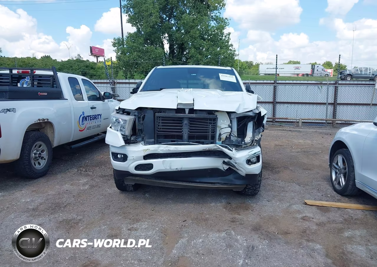 2020 Ram 1500 Big Horn 4X4 5'7 Box VIN:1C6SRFFT4LN240525 - 12