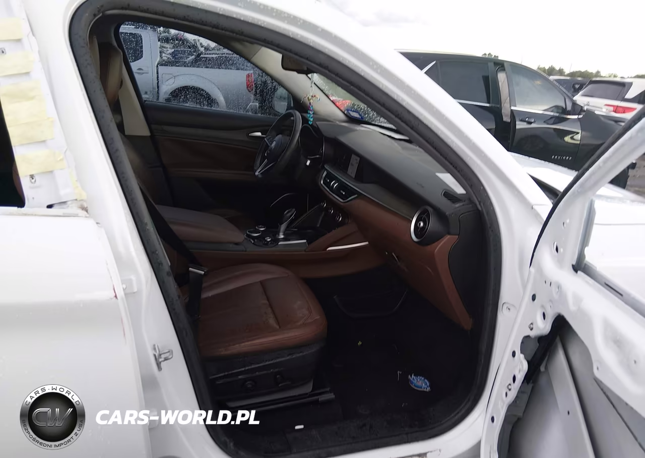 2018 Alfa Romeo Stelvio Ti Awd VIN:ZASFAKBN8J7B80694 - 5