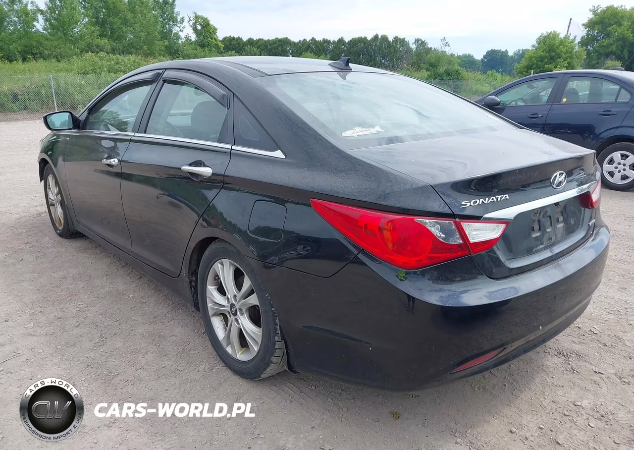 2013 Hyundai Sonata Limited VIN:5NPEC4AC4DH671709 - 3
