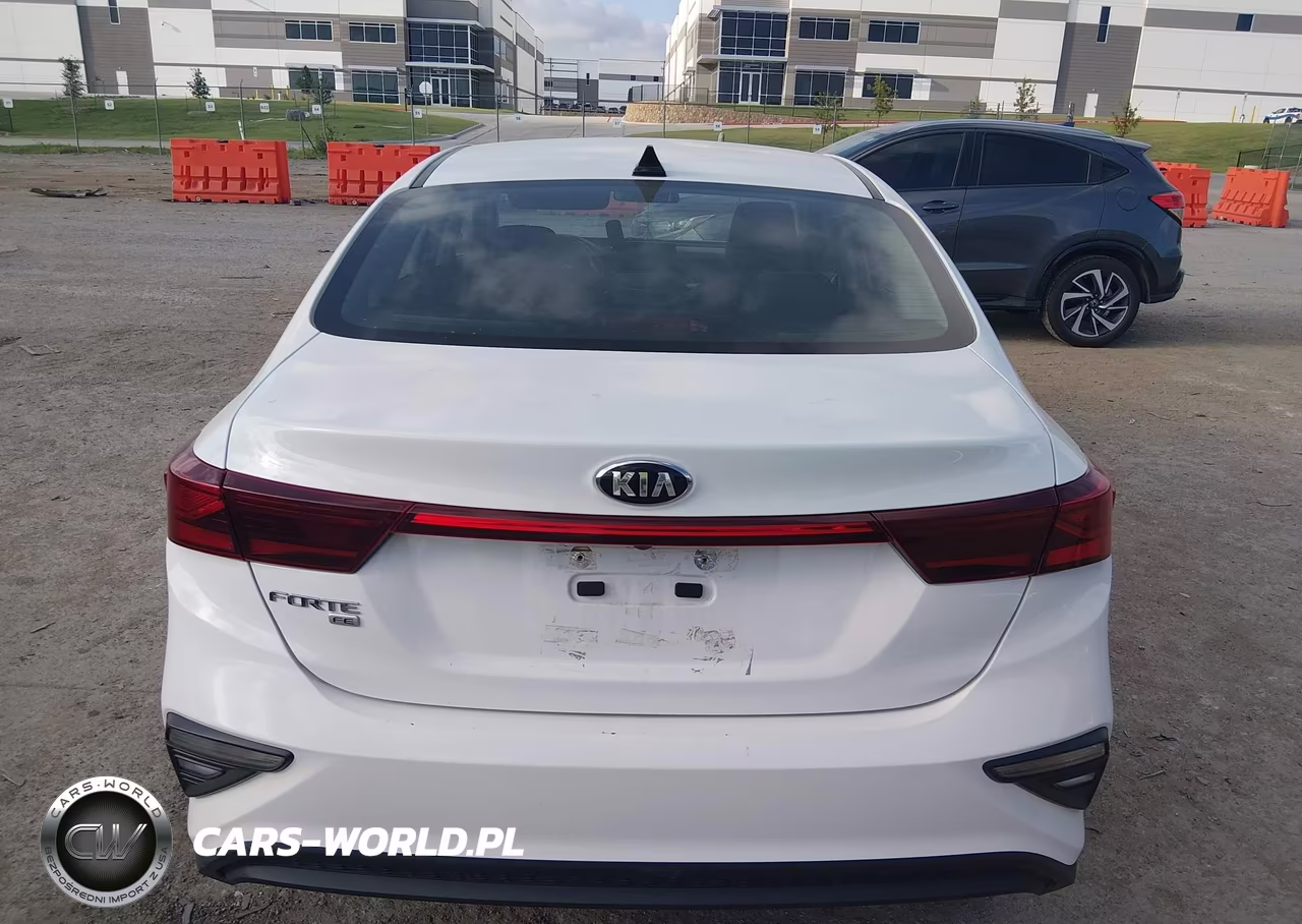 2021 Kia Forte Fe VIN:3KPF24AD8ME402004 - 16