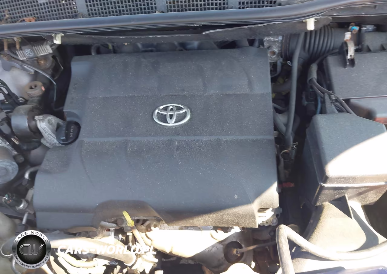 2015 Toyota Sienna Le 8 Passenger VIN:5TDKK3DC7FS630614 - 10