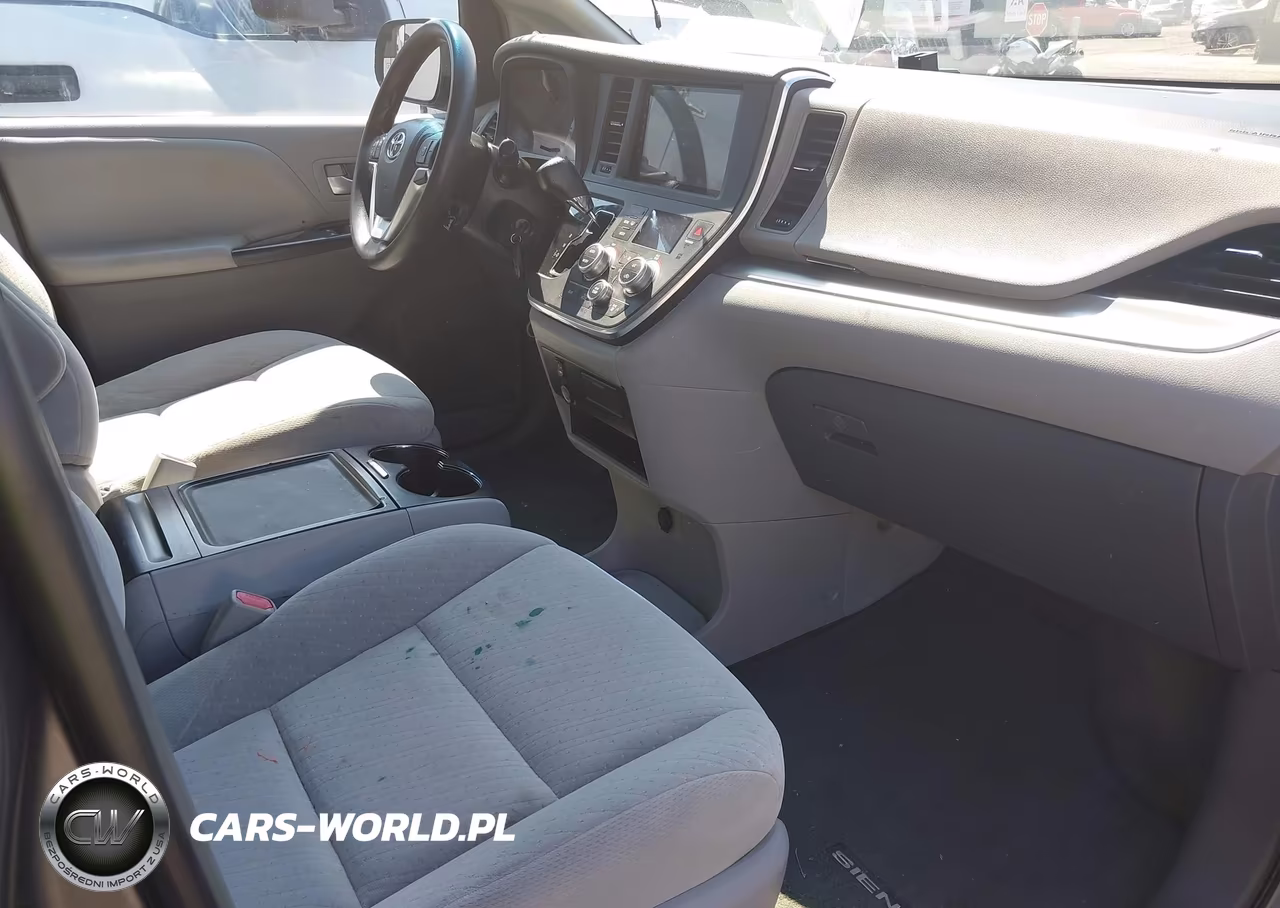 2015 Toyota Sienna Le 8 Passenger VIN:5TDKK3DC7FS630614 - 5