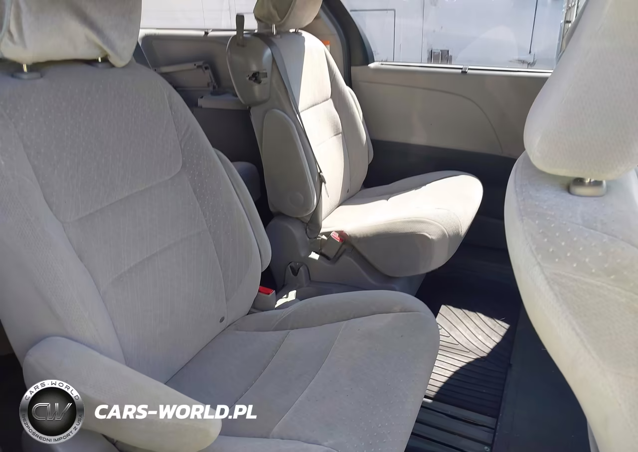2015 Toyota Sienna Le 8 Passenger VIN:5TDKK3DC7FS630614 - 8