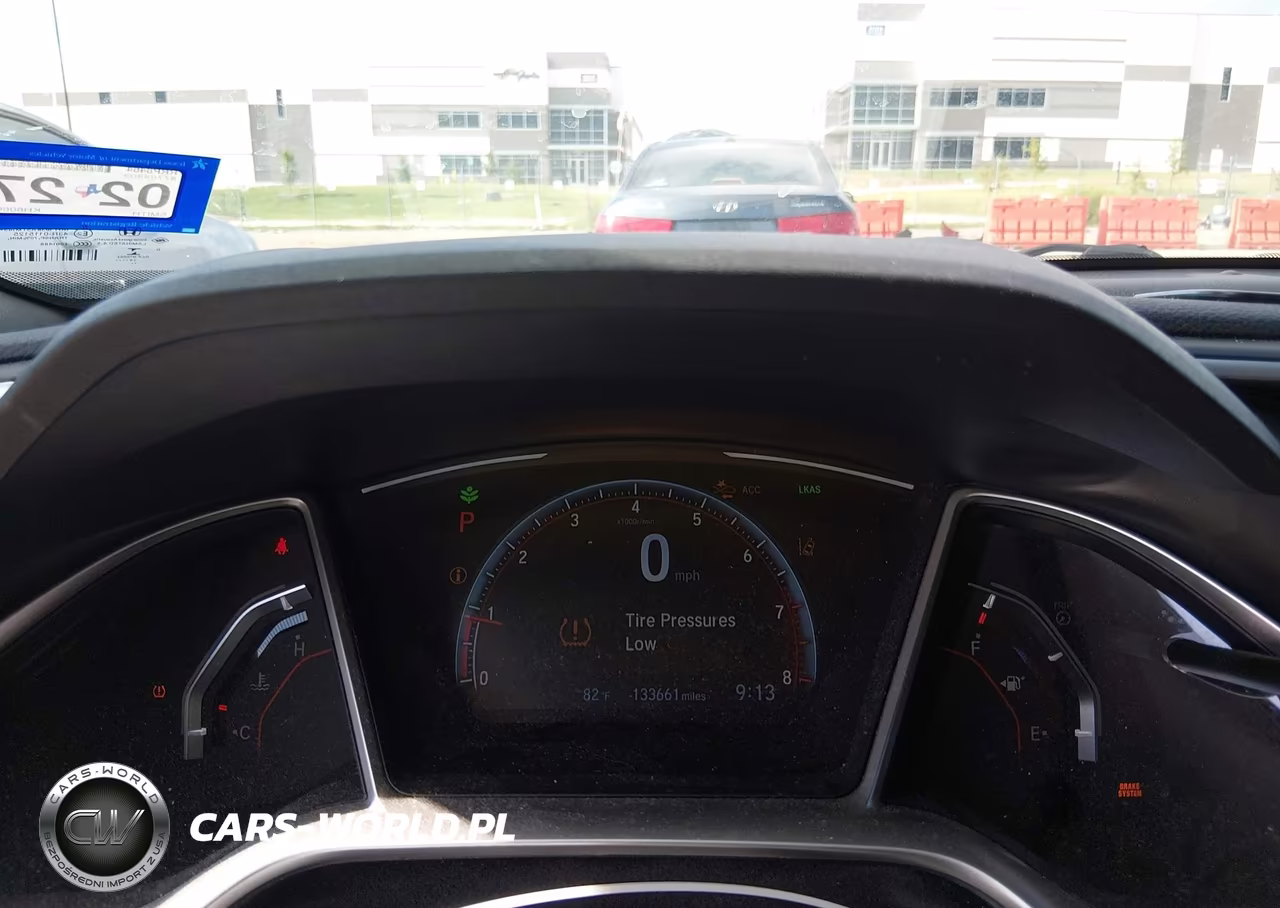 2019 Honda Civic Sport VIN:2HGFC2F82KH606698 - 7