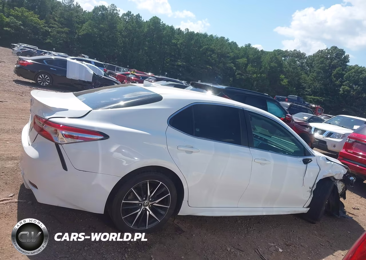 2020 Toyota Camry Se VIN:4T1G11AKXLU894258 - 14