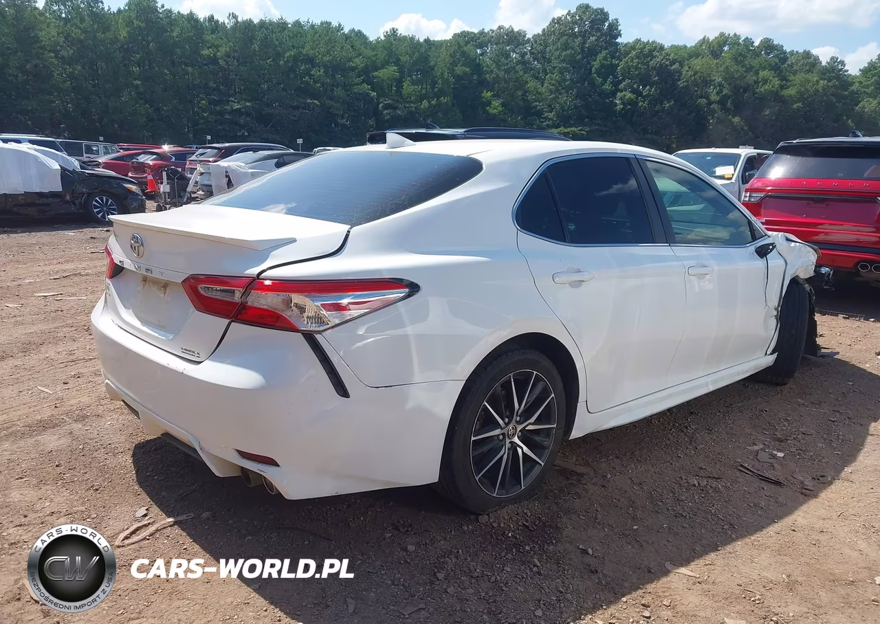 2020 Toyota Camry Se VIN:4T1G11AKXLU894258 - 4