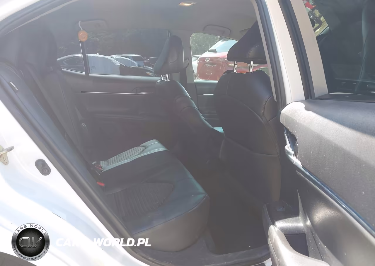 2020 Toyota Camry Se VIN:4T1G11AKXLU894258 - 8
