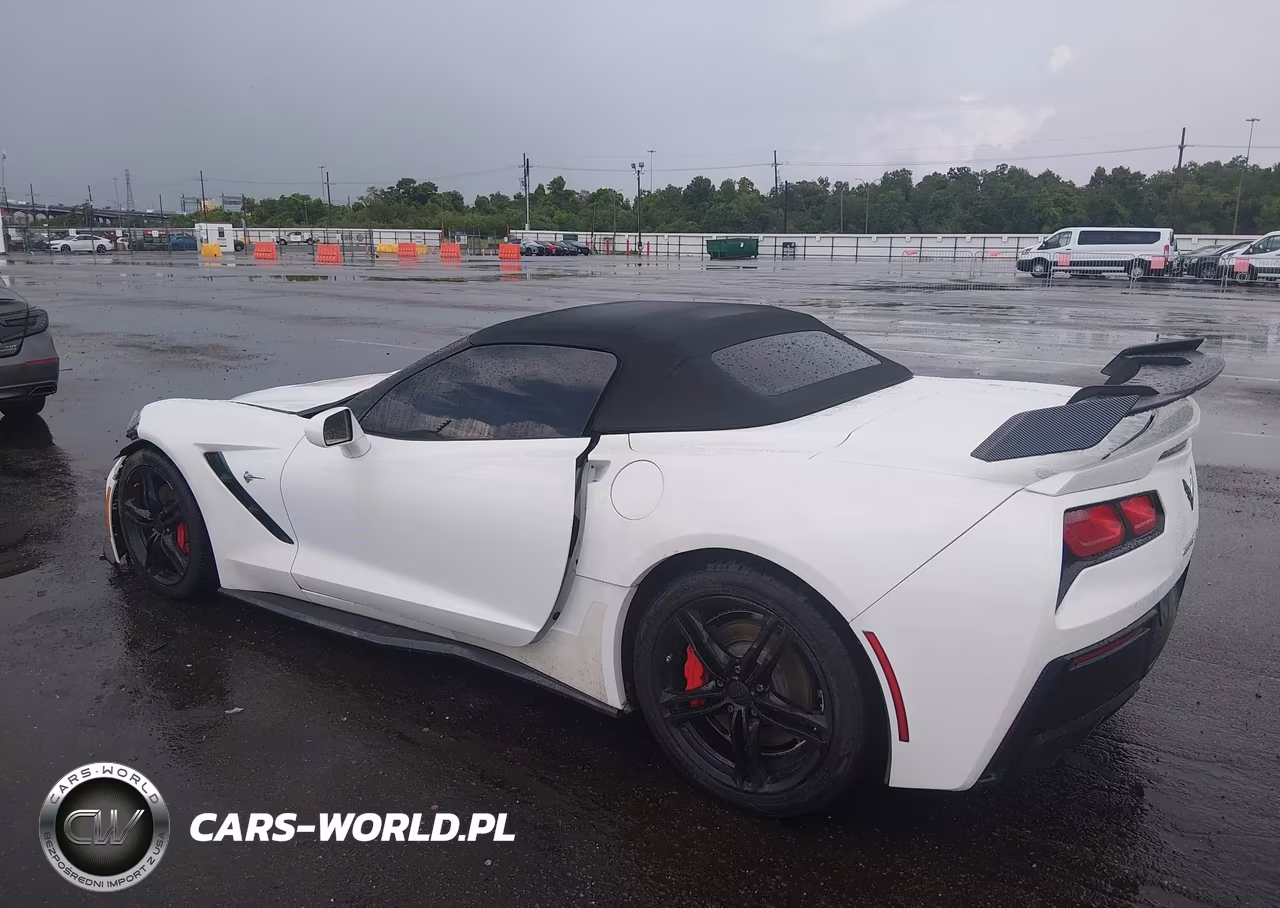 2014 Chevrolet Corvette Stingray VIN:1G1YF3D75E5117263 - 14