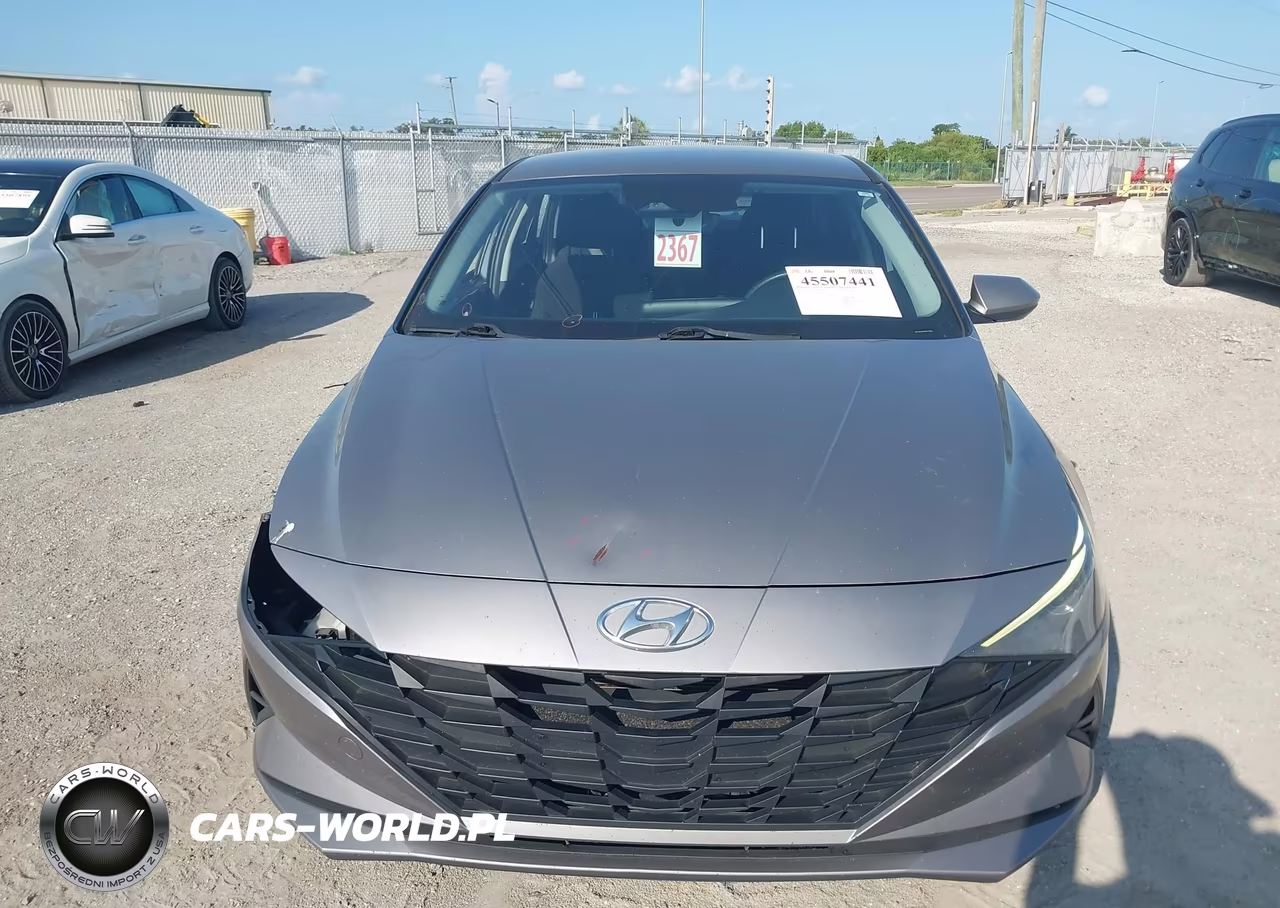 2021 Hyundai Elantra Sel VIN:KMHLM4AG6MU173858 - 13