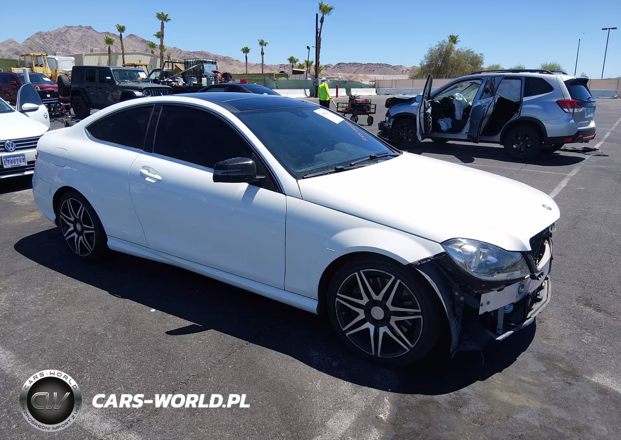 2015 Mercedes-Benz C 250