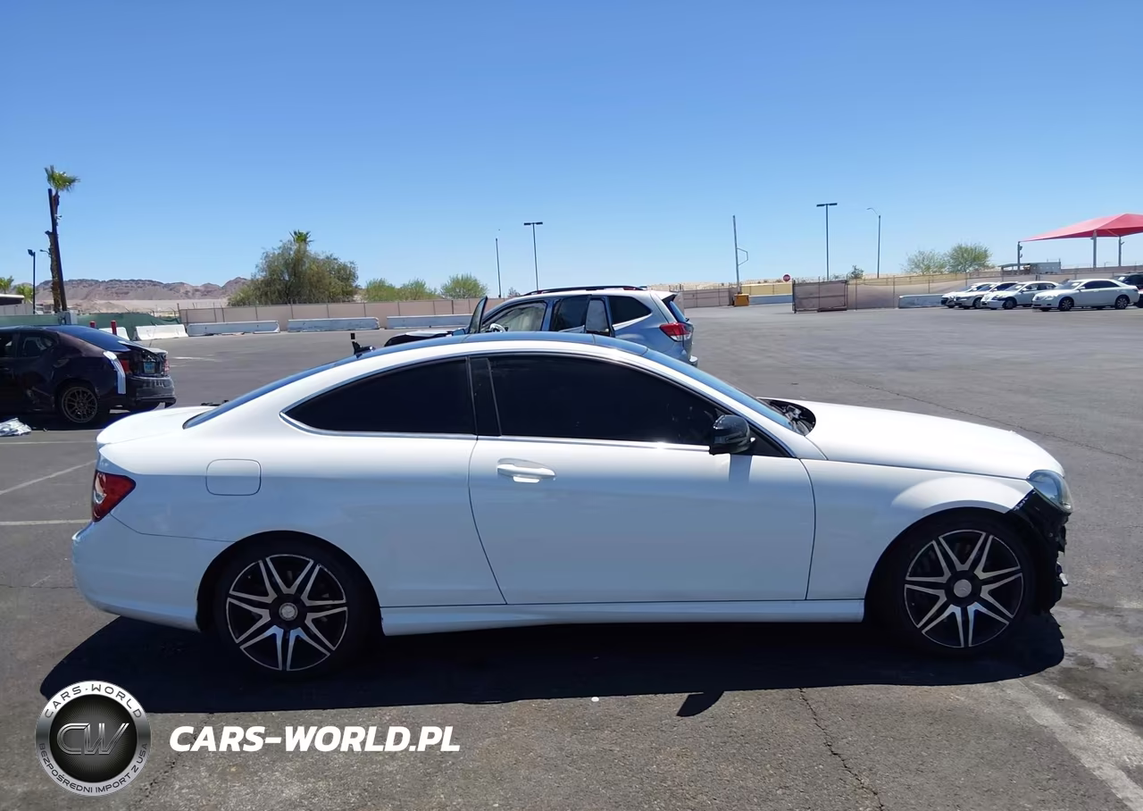 2015 Mercedes-Benz C 250 VIN:WDDGJ4HB9FG405174 - 13