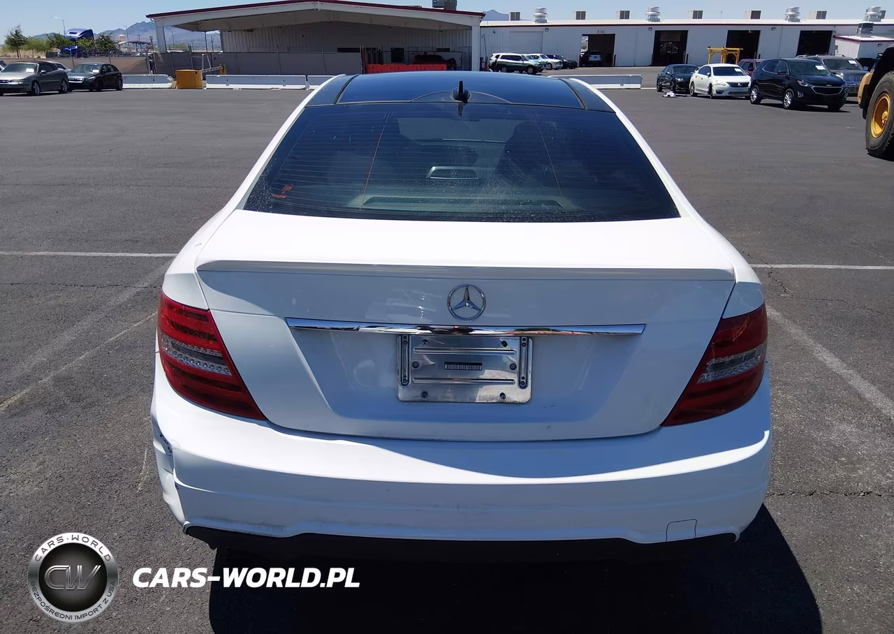 2015 Mercedes-Benz C 250 VIN:WDDGJ4HB9FG405174 - 16