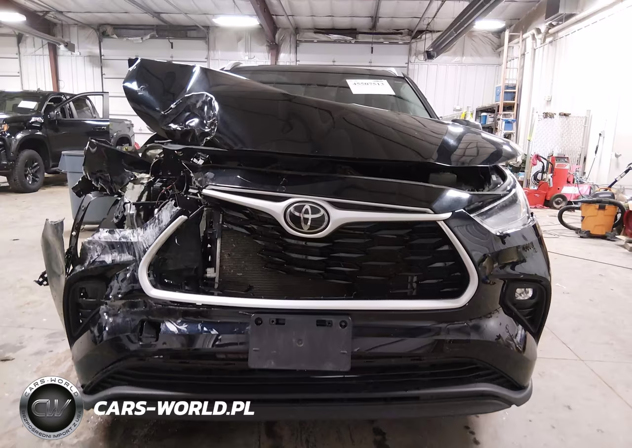 2022 Toyota Highlander Xle VIN:5TDGZRBH4NS584144 - 12