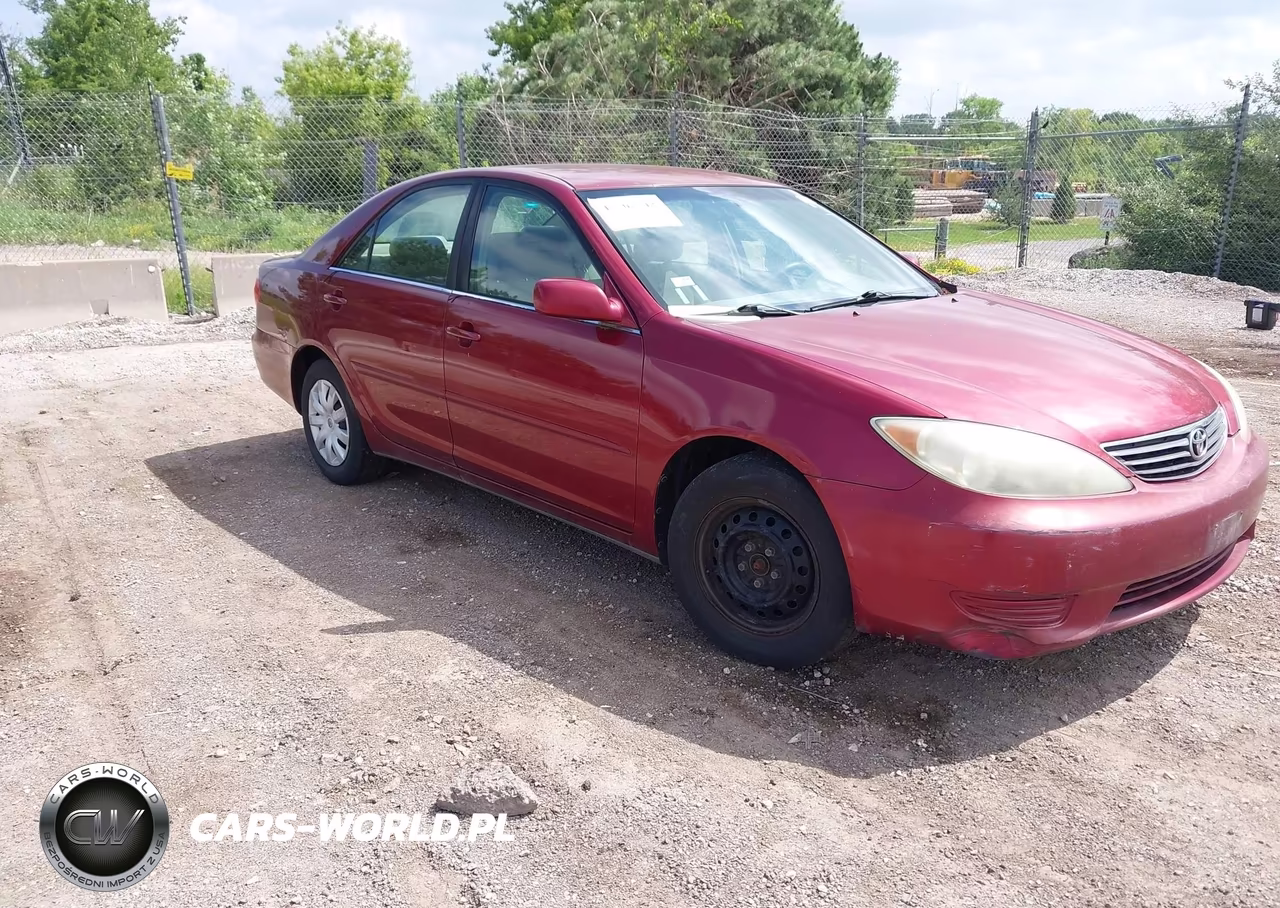 2005 Toyota Camry Le