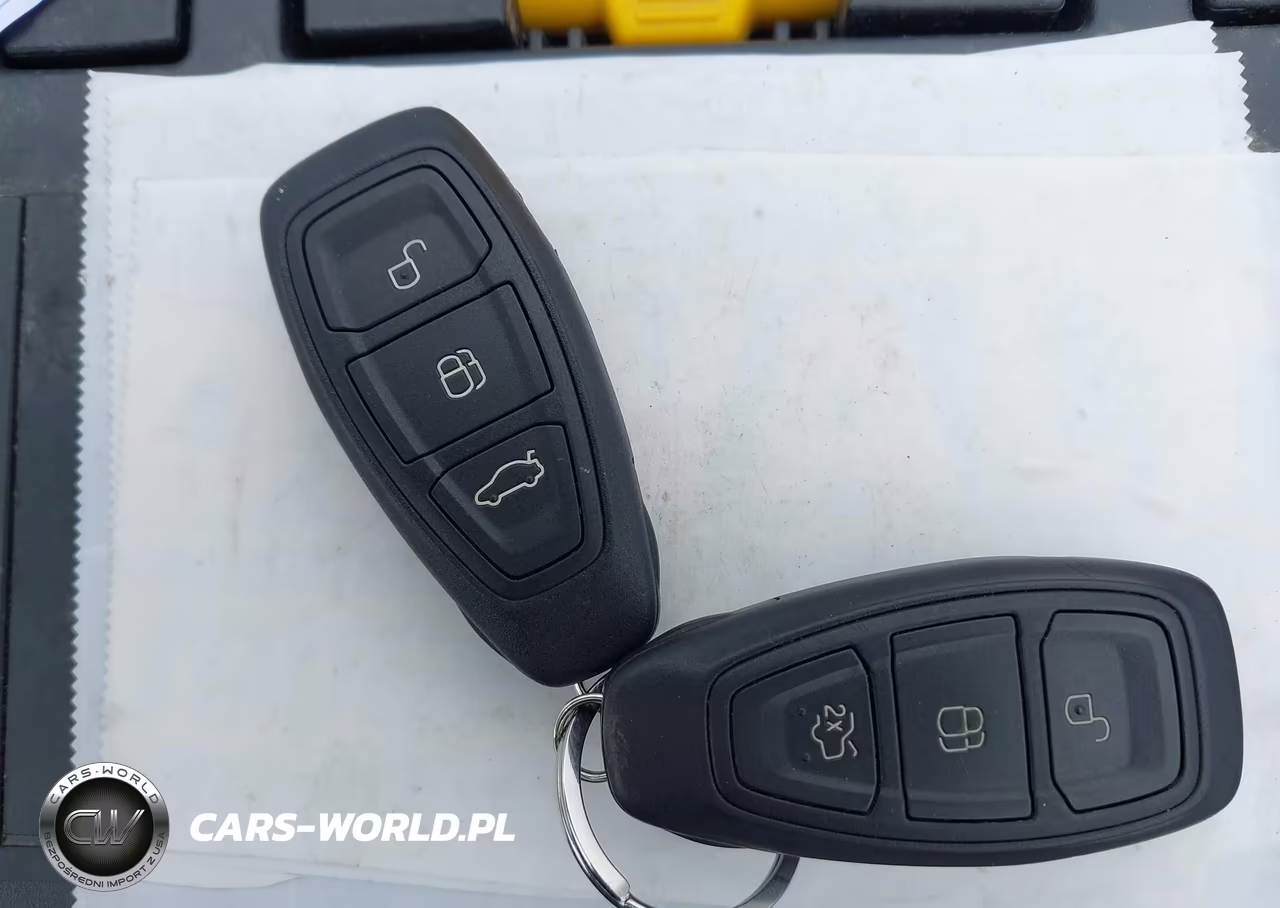 2013 Ford C-Max Hybrid Sel VIN:1FADP5BU8DL506681 - 11