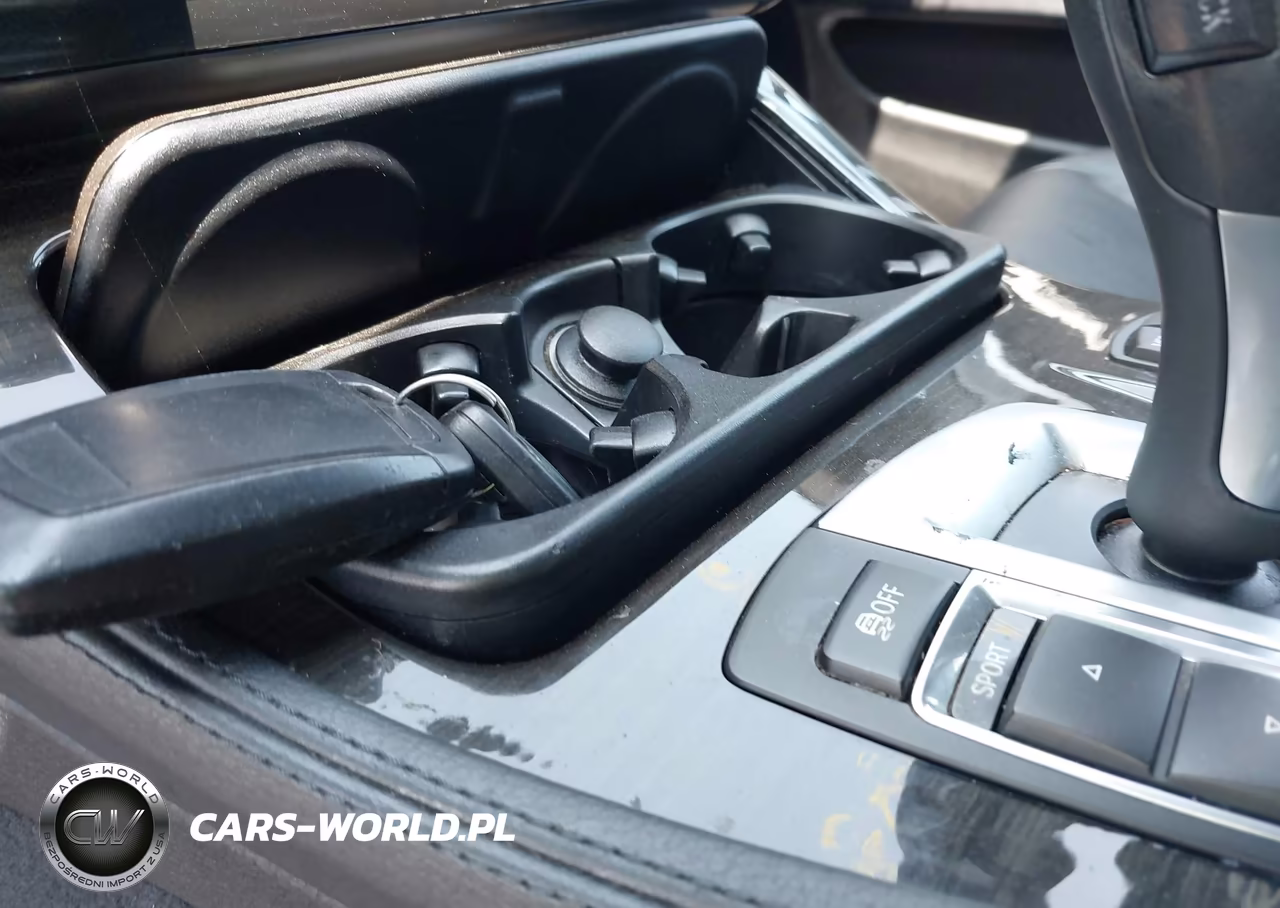 2013 BMW 528I xDrive VIN:WBAXH5C56DD107609 - 11