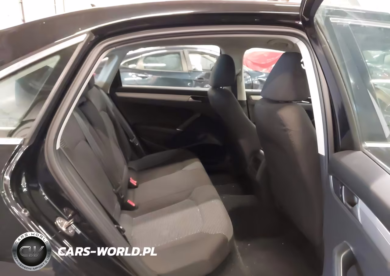2016 Volkswagen Passat 1.8T S VIN:1VWAT7A39GC053069 - 8