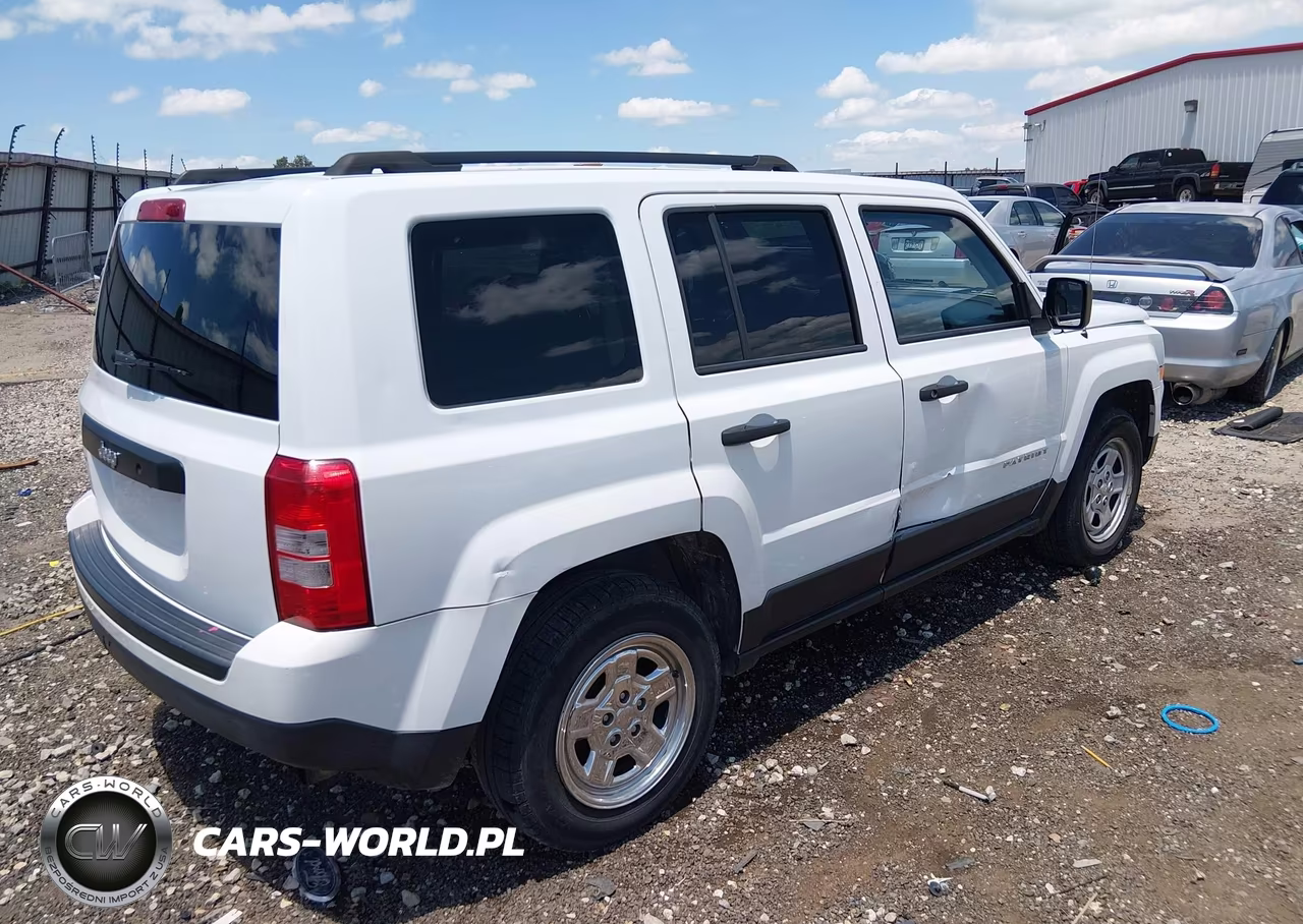 JEEP PATRIOT SP VIN:1C4NJPBA1FD399584 - 4