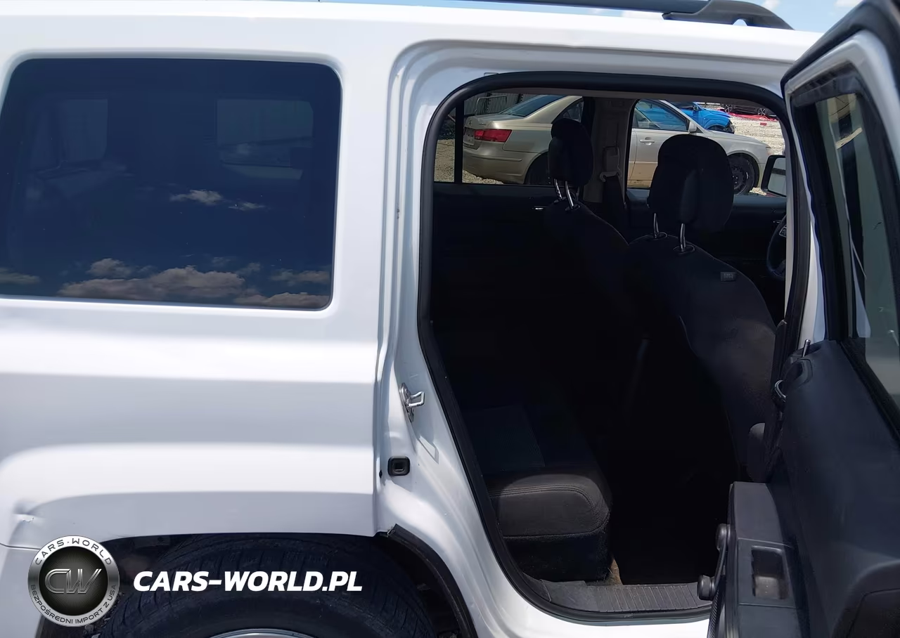 JEEP PATRIOT SP VIN:1C4NJPBA1FD399584 - 8