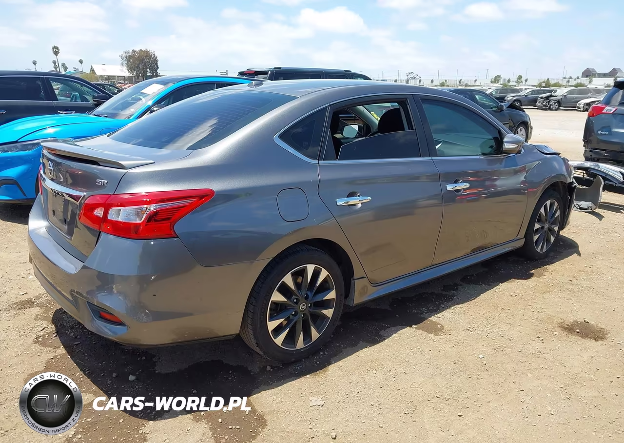 2019 Nissan Sentra Sr VIN:3N1AB7AP0KY394534 - 4