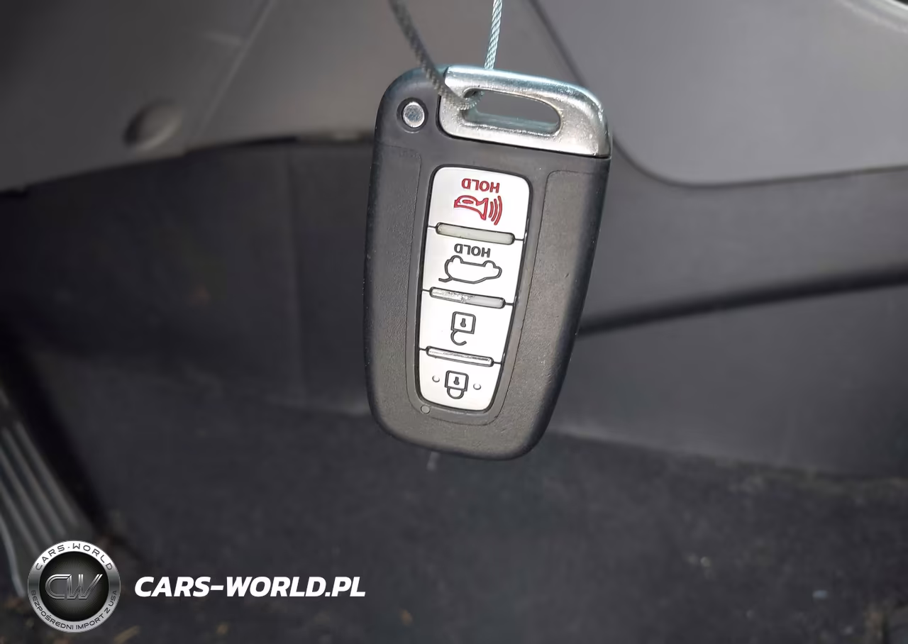 2015 Hyundai Sonata Hybrid Limited VIN:KMHEC4A48FA127132 - 11