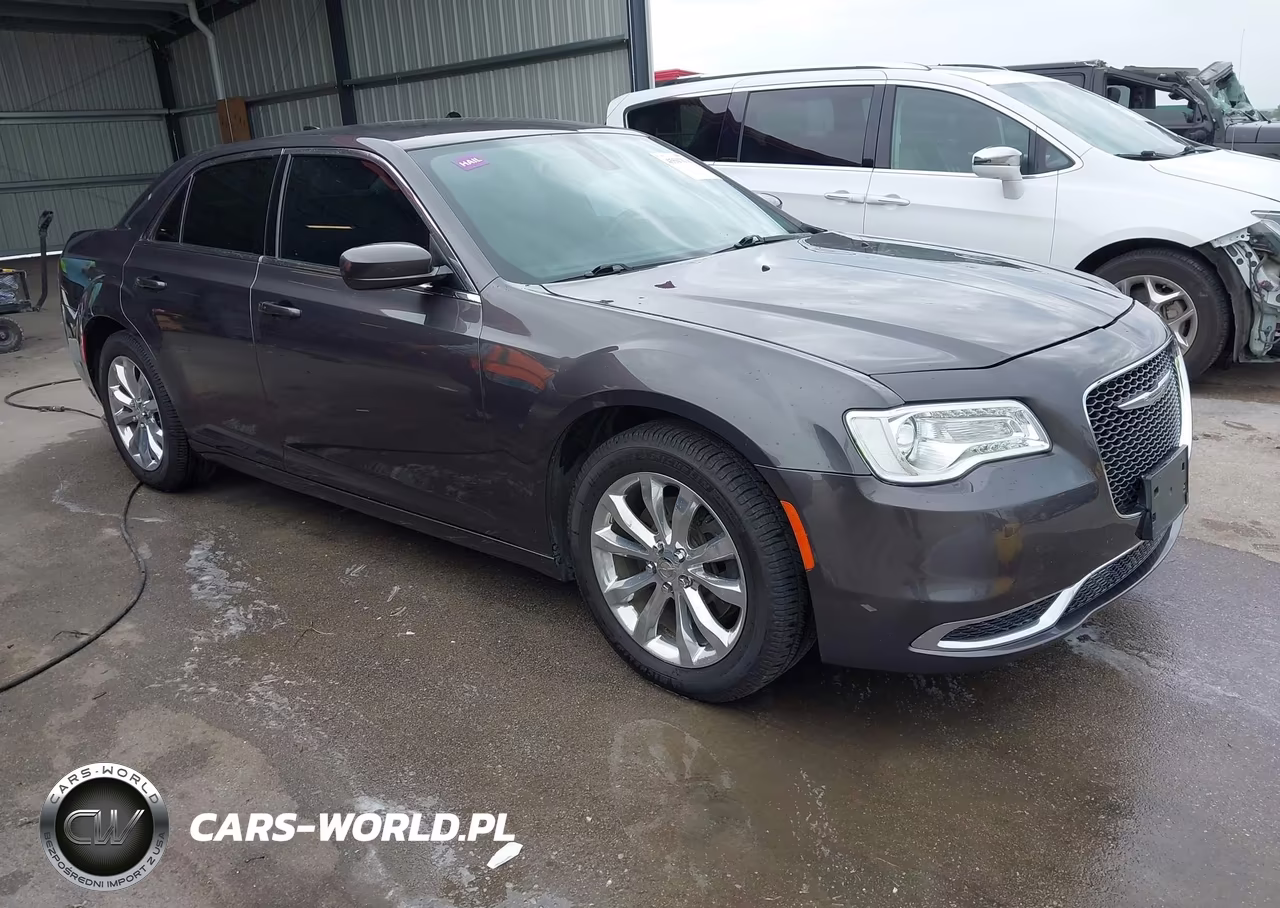 2016 Chrysler 300 Limited