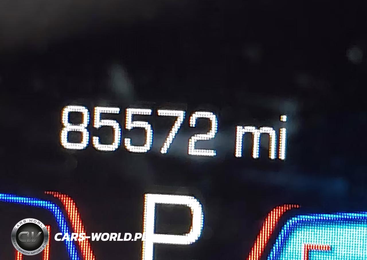 2016 Chrysler 300 Limited VIN:2C3CCARG0GH217018 - 15