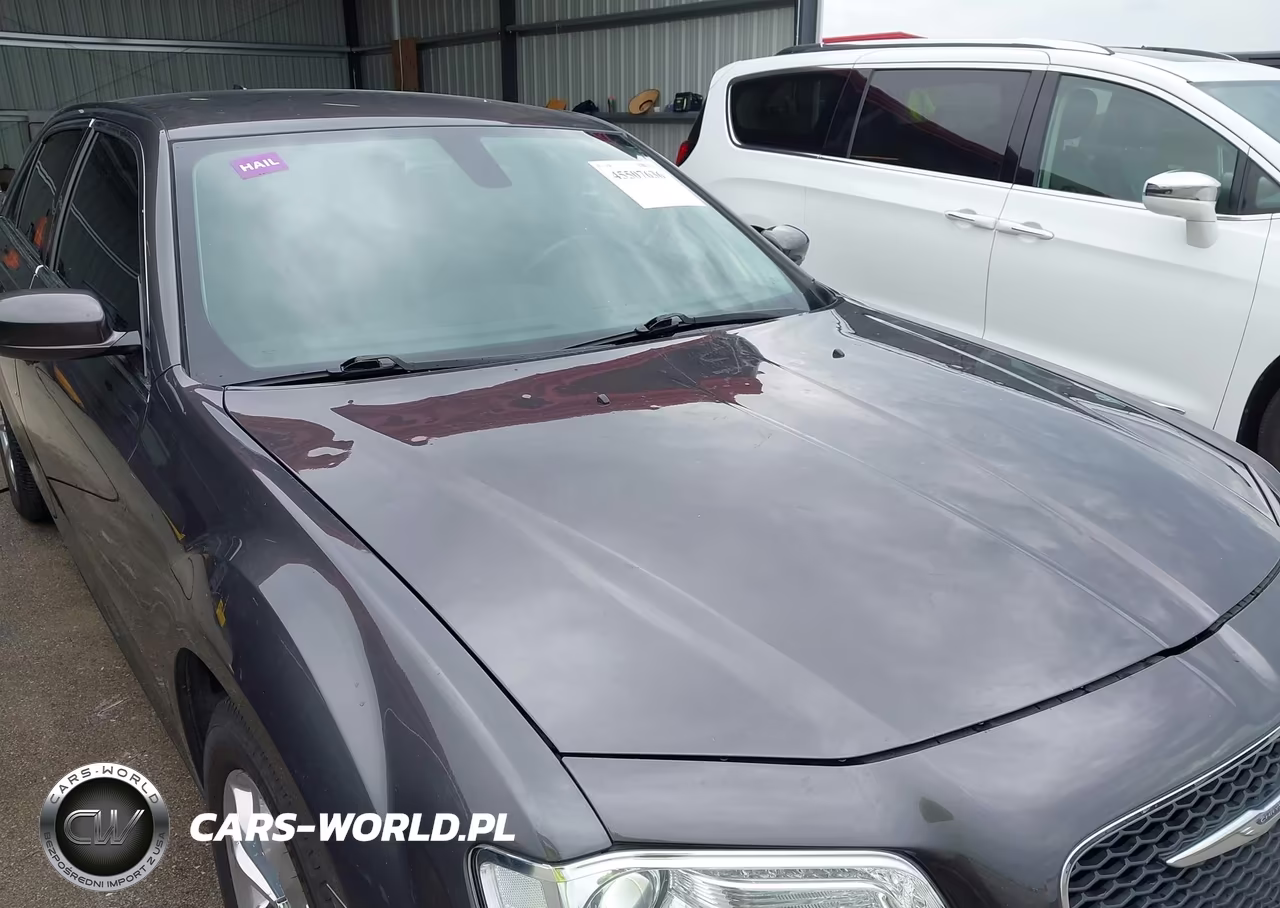 2016 Chrysler 300 Limited VIN:2C3CCARG0GH217018 - 6