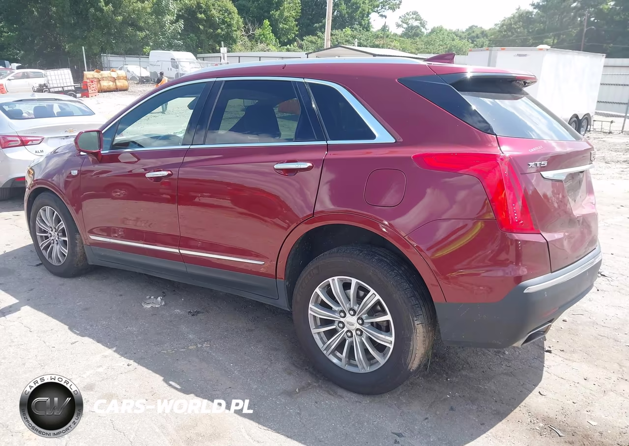 2017 Cadillac Xt5 Luxury VIN:1GYKNDRS1HZ116833 - 3