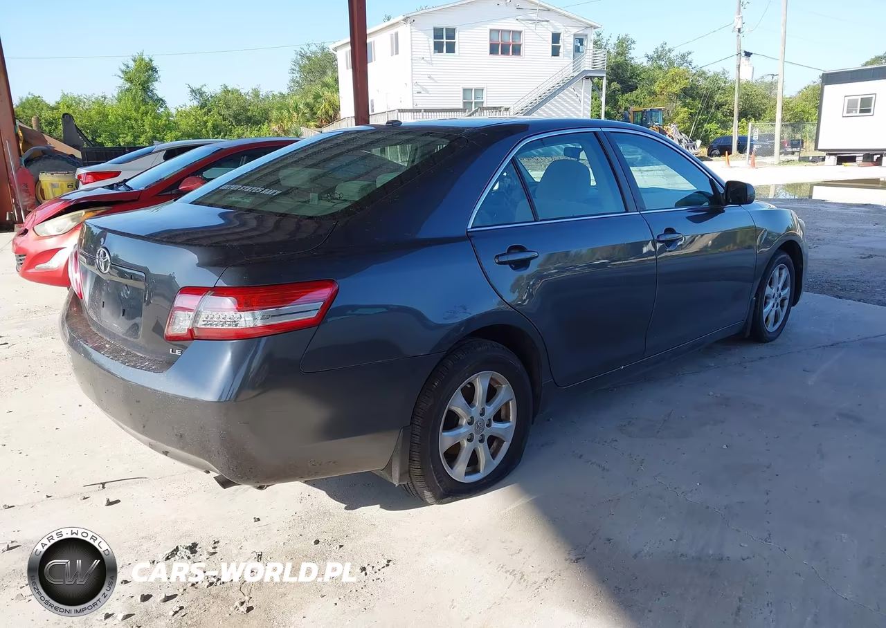 2011 Toyota Camry Le VIN:4T1BF3EK5BU626704 - 4