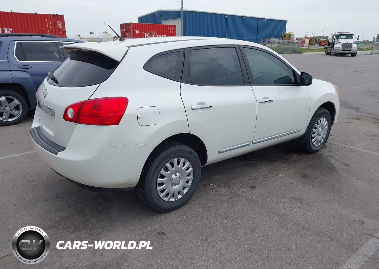 2013 Nissan Rogue S VIN:JN8AS5MTXDW042621 - 4