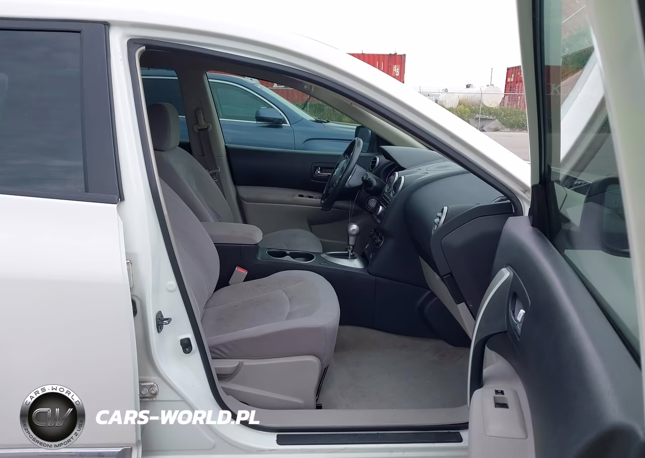 2013 Nissan Rogue S VIN:JN8AS5MTXDW042621 - 5