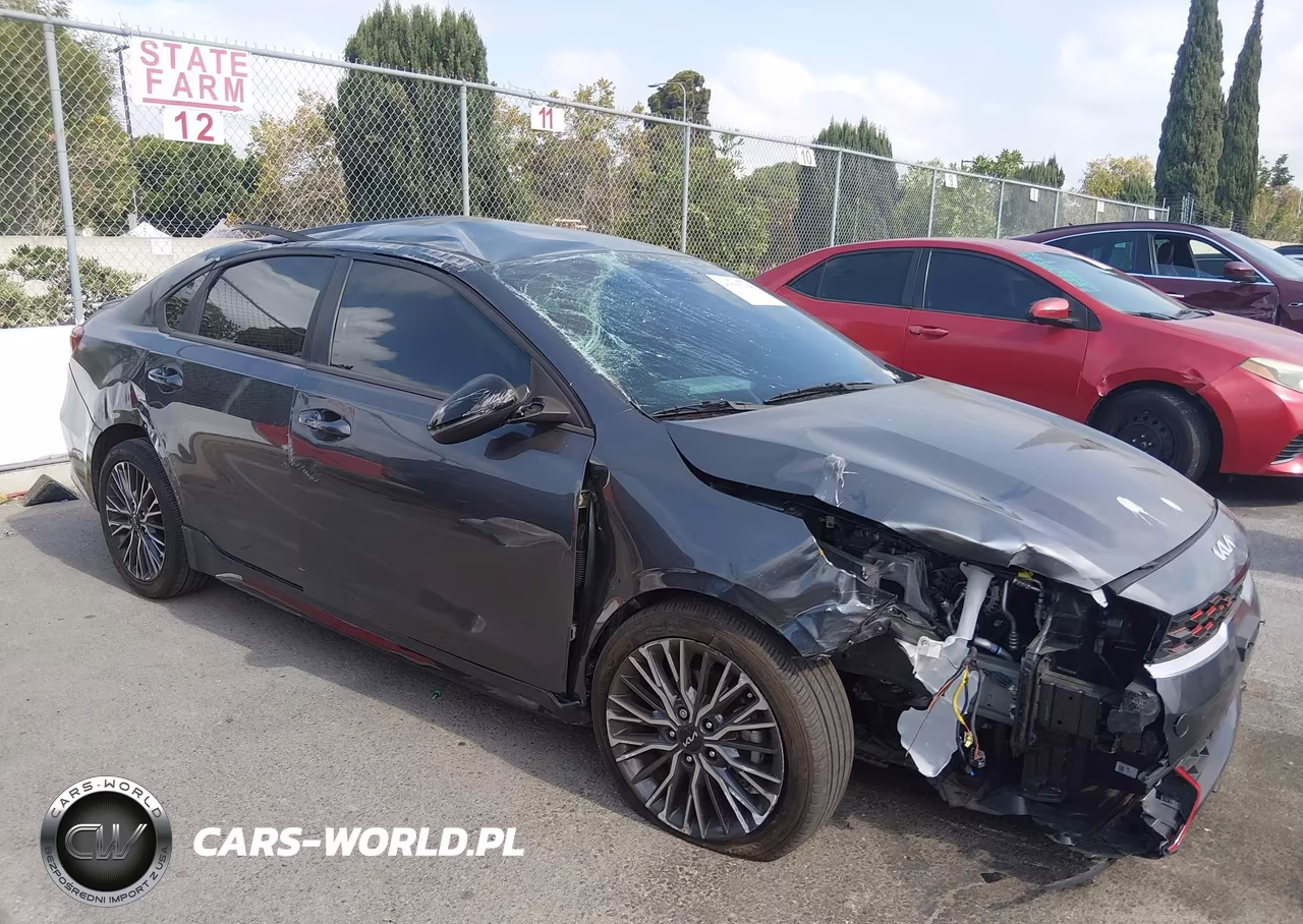 2024 Kia Forte Gt-Line VIN:3KPF54AD0RE700285 - 15