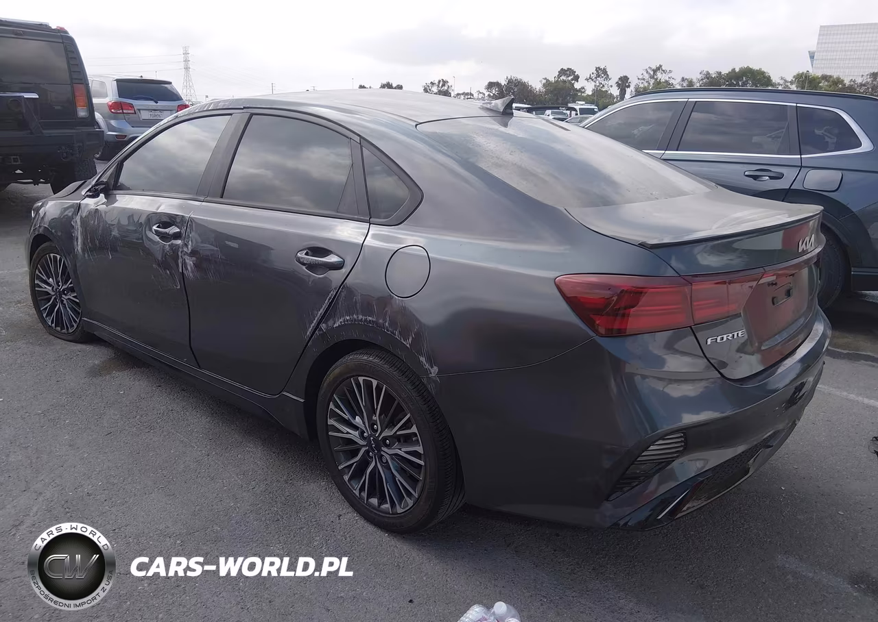 2024 Kia Forte Gt-Line VIN:3KPF54AD0RE700285 - 3