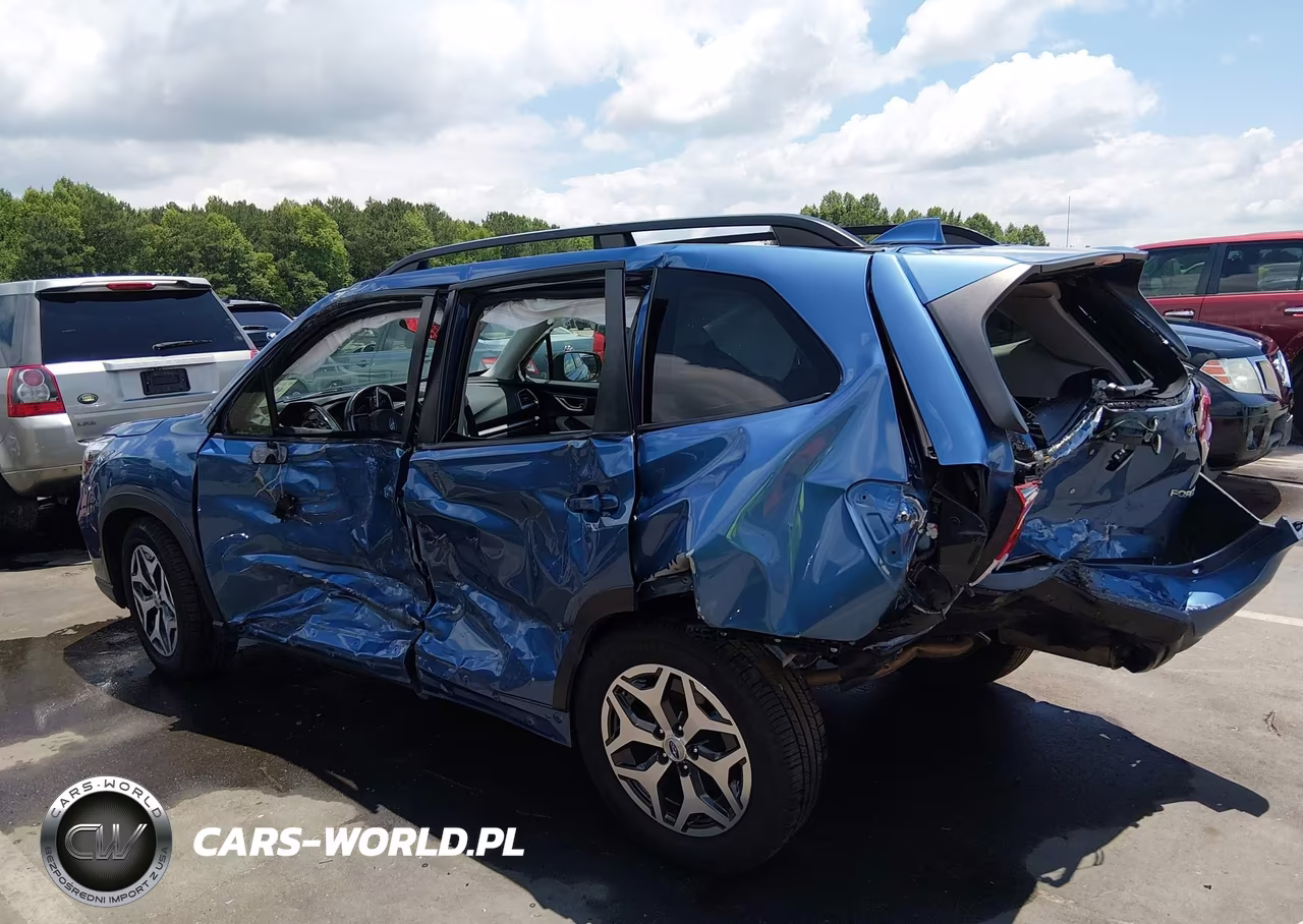 2021 Subaru Forester Premium VIN:JF2SKAFC2MH500843 - 3