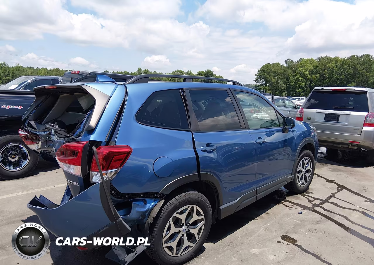 2021 Subaru Forester Premium VIN:JF2SKAFC2MH500843 - 4