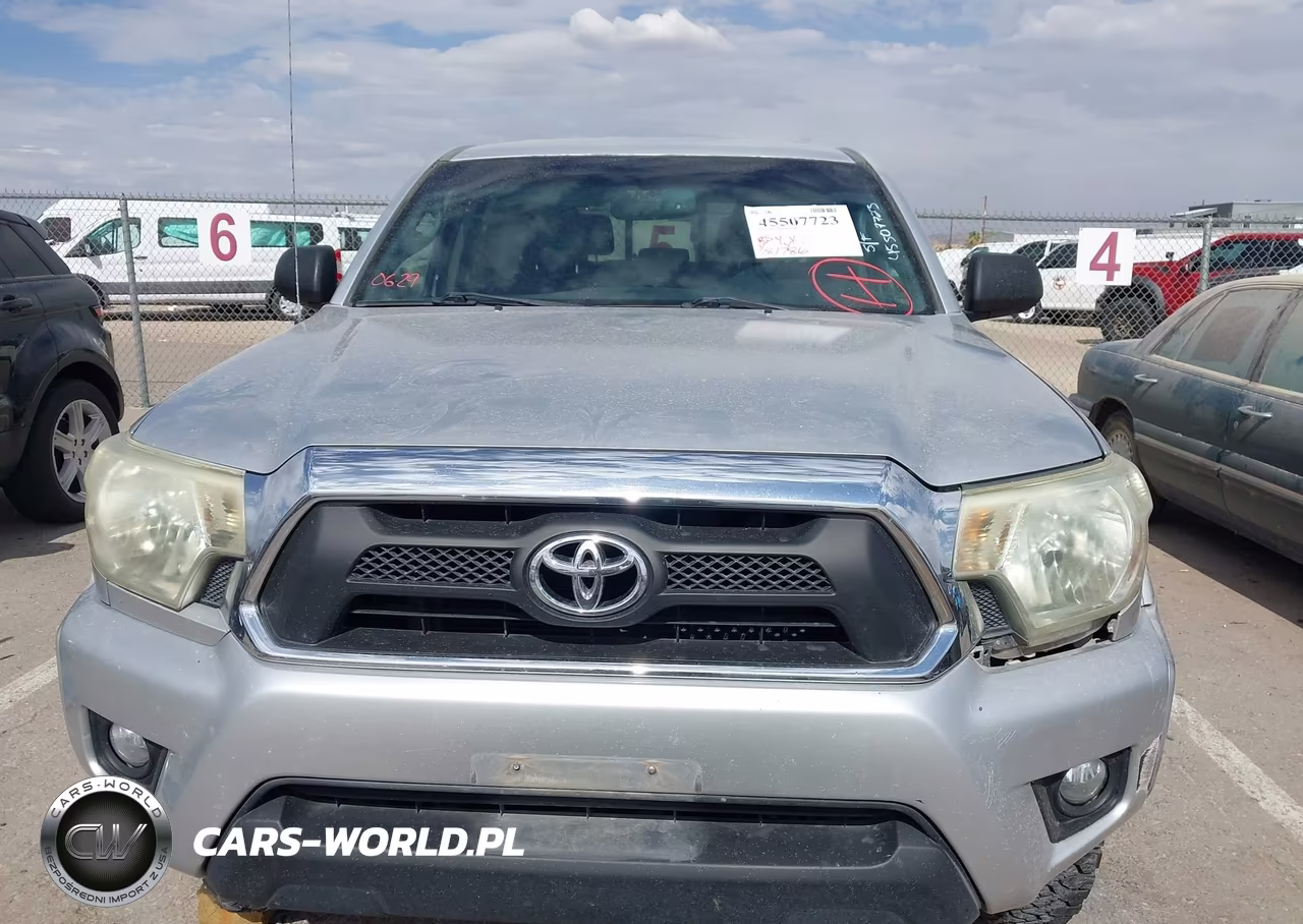 2012 Toyota Tacoma Prerunner V6 VIN:3TMJU4GN2CM128968 - 12