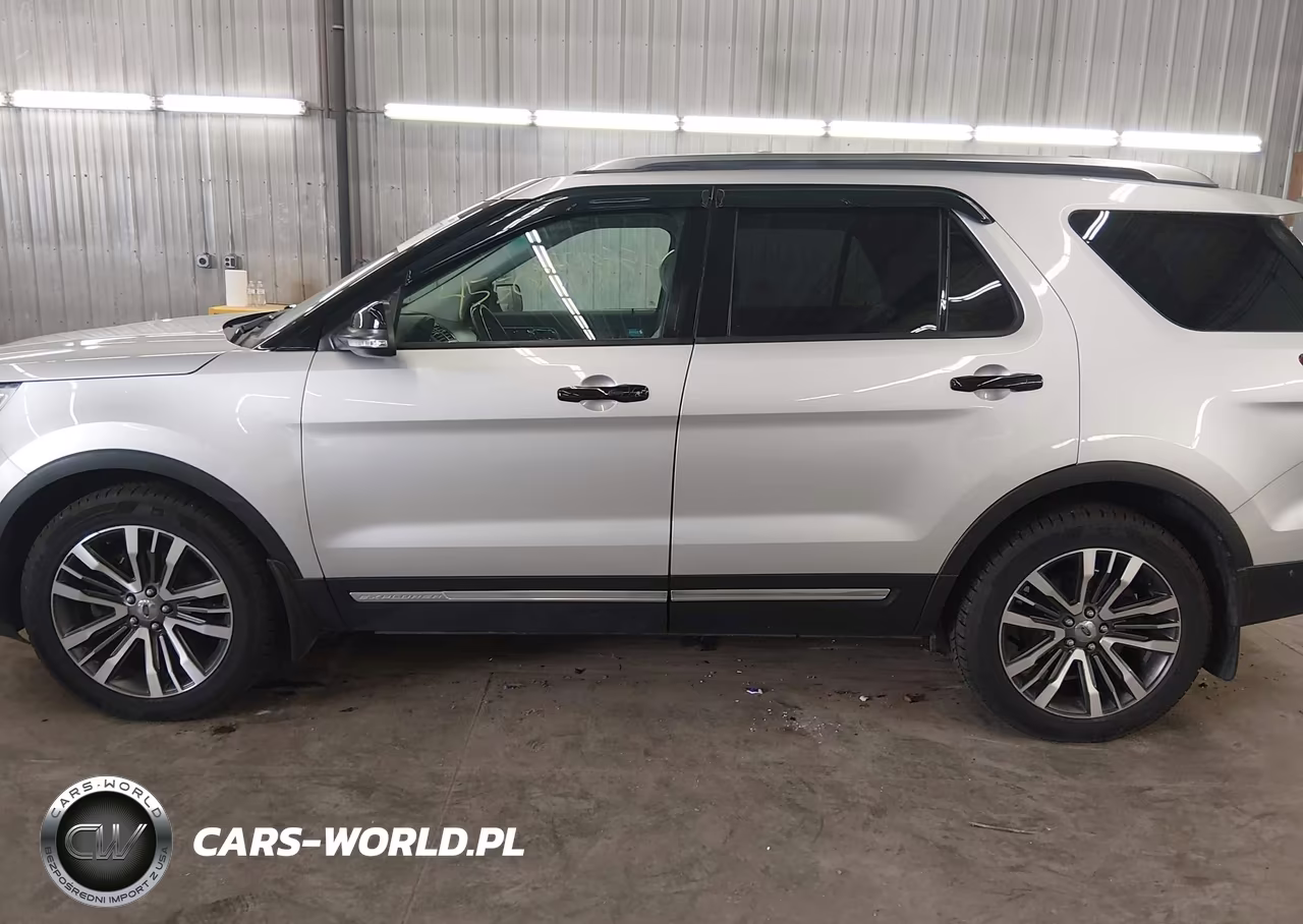 2016 Ford Explorer Platinum VIN:1FM5K8HT1GGA14192 - 15