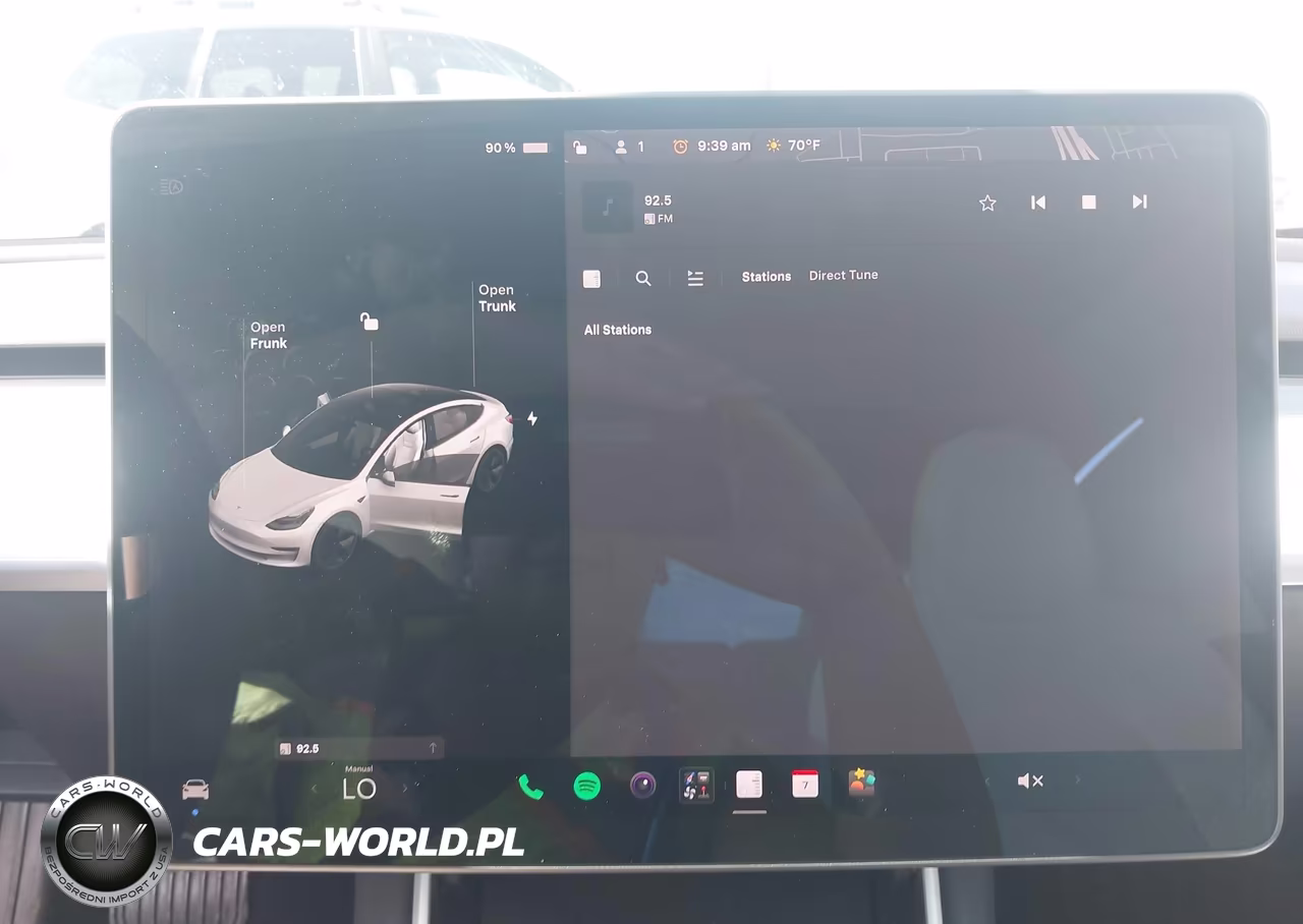 2018 Tesla Model 3 Long Range-Performance VIN:5YJ3E1EB9JF100065 - 18