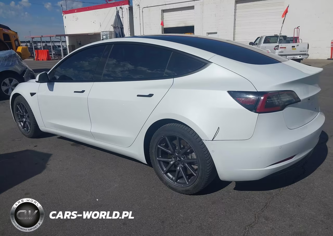 2018 Tesla Model 3 Long Range-Performance VIN:5YJ3E1EB9JF100065 - 3