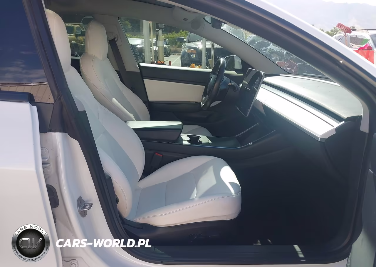 2018 Tesla Model 3 Long Range-Performance VIN:5YJ3E1EB9JF100065 - 5