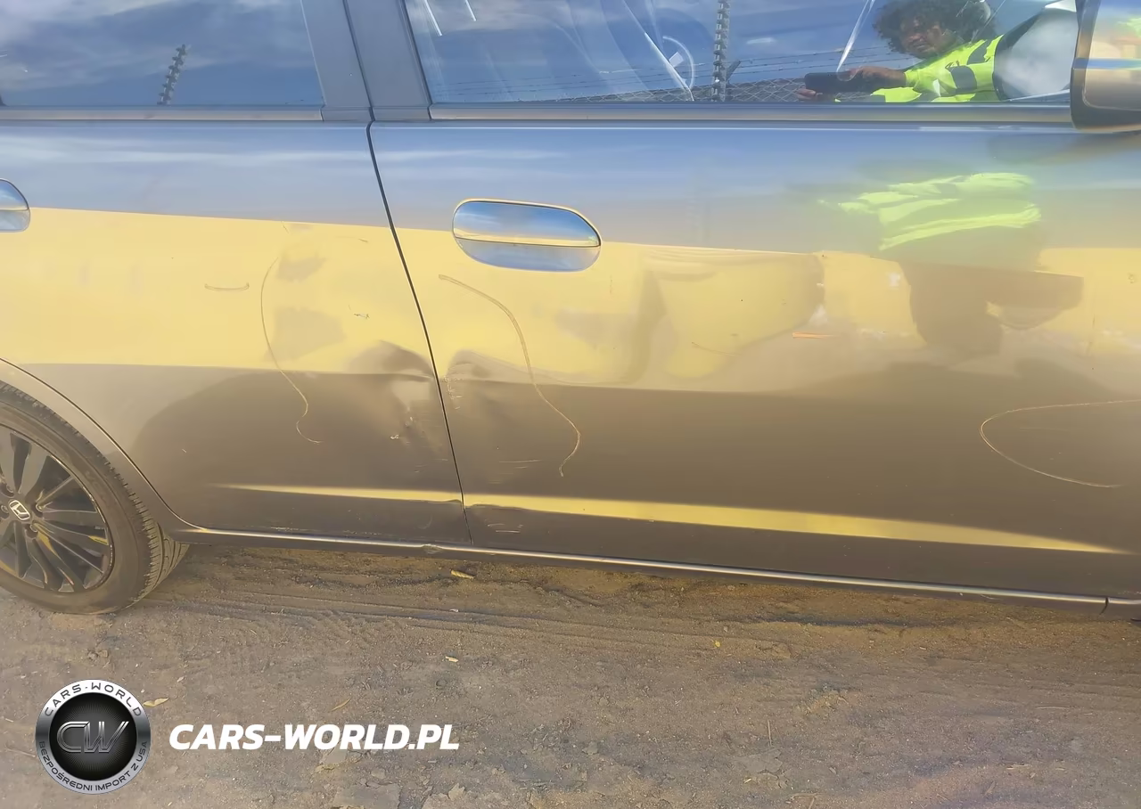 2013 Honda Fit VIN:JHMGE8H36DC037716 - 13