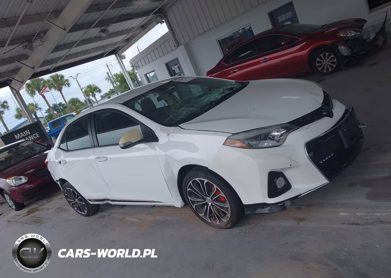 2015 Toyota Corolla S Plus VIN:2T1BURHE6FC296660 - 13