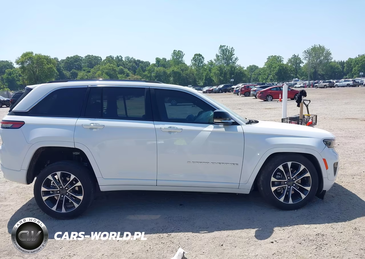 2022 Jeep Grand Cherokee 4Xe Overland 4X4 VIN:1C4RJYD6XN8715944 - 14