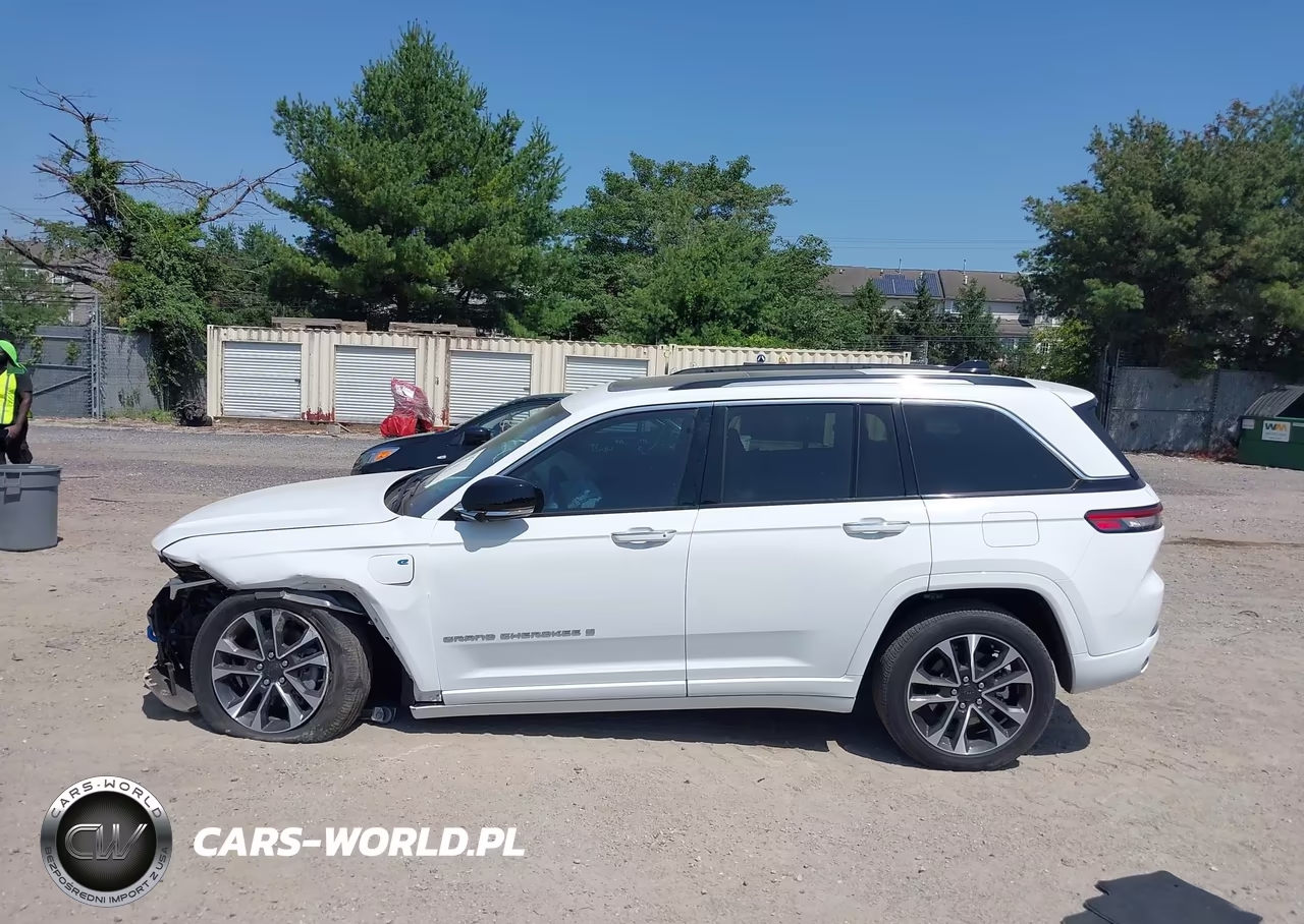 2022 Jeep Grand Cherokee 4Xe Overland 4X4 VIN:1C4RJYD6XN8715944 - 15