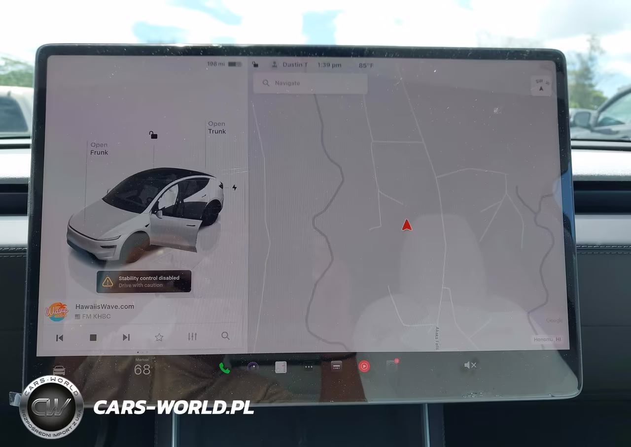 2026 Tesla Model Y VIN:7SAYGDEE3TF520244 - 18